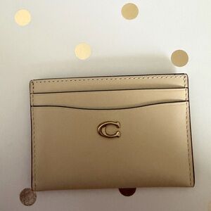 Coach butter Yello Leather Card Holder